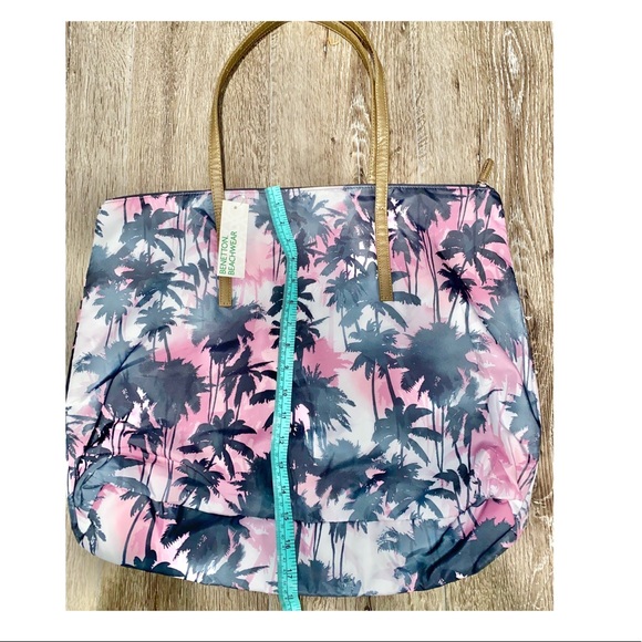 BENETTON BEACHWEAR PALM TOTE BAG - Picture 2 of 5